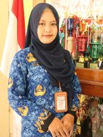 Bu Emy (3C)